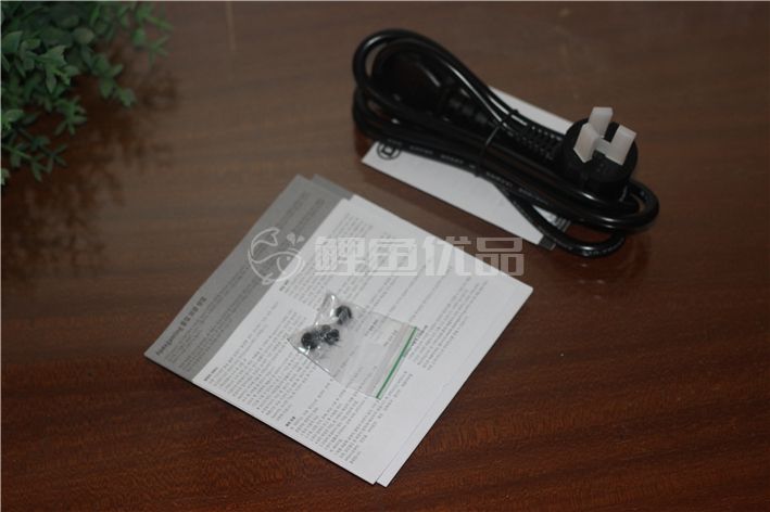 价格实惠，又能净化空气-艾湃电竞AP-550TI额定550W纳米光触媒电源