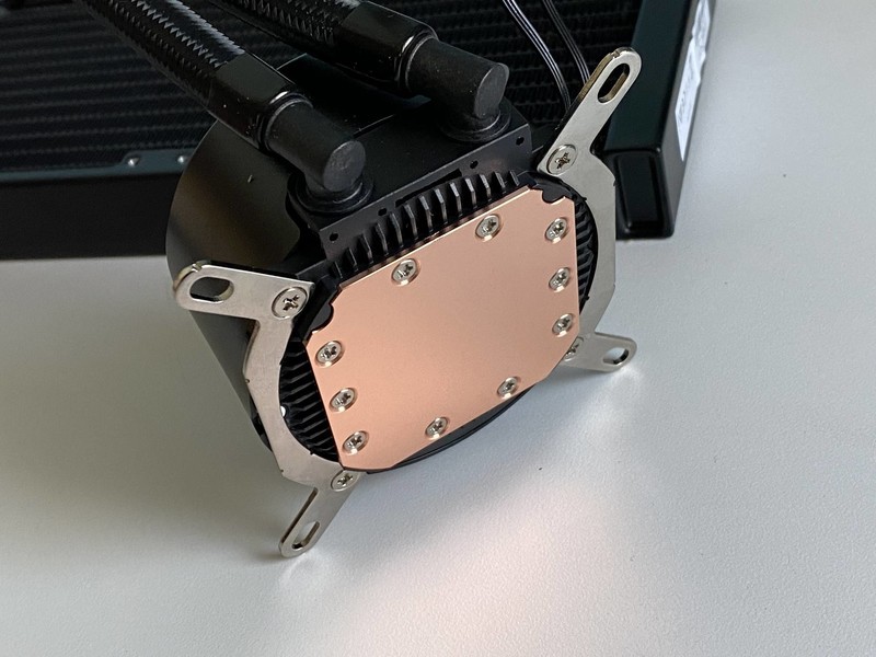 i5超频5.2GHz，用九州风神水元素360ARGB压得住？