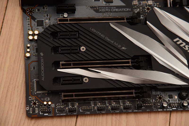 为了ZEN3锐龙，来自B550和X570的硬核PK