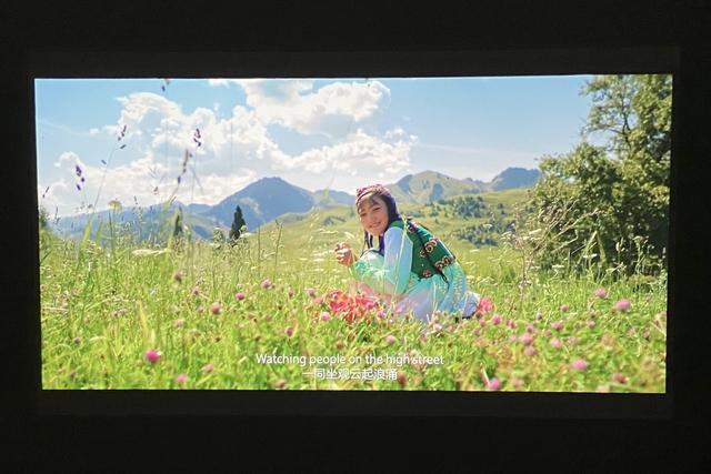 大墙何必浪费在小电视机身上——明基W1700M 4K家用投影仪 评测