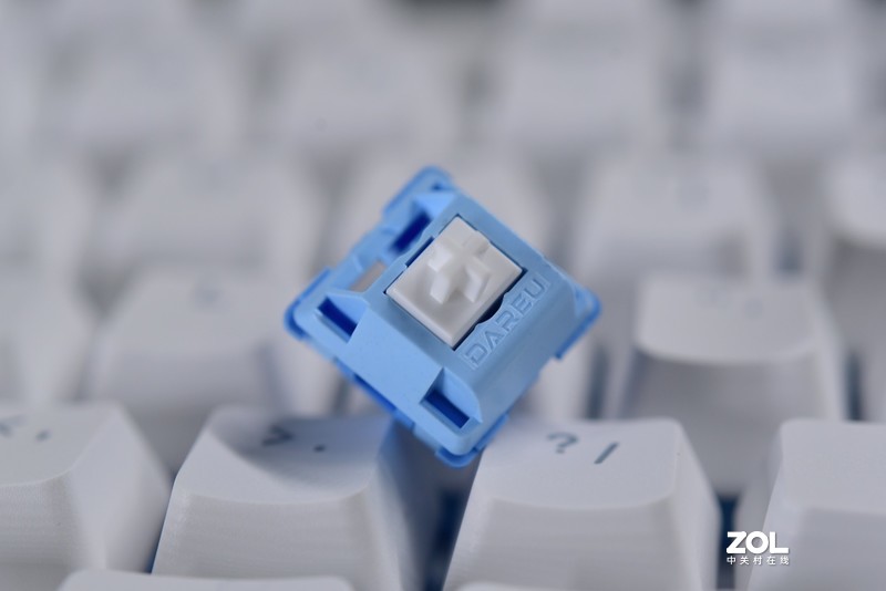 这次是真的一步到位的达尔优A87全插拔定制轴三模版机械键盘