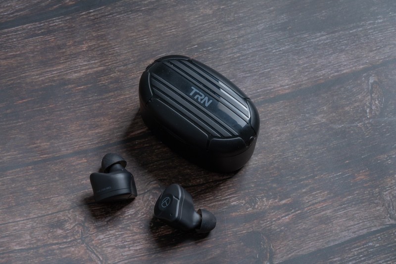 真无线蓝牙耳机也玩 一圈二铁？TRN T300耳机体验