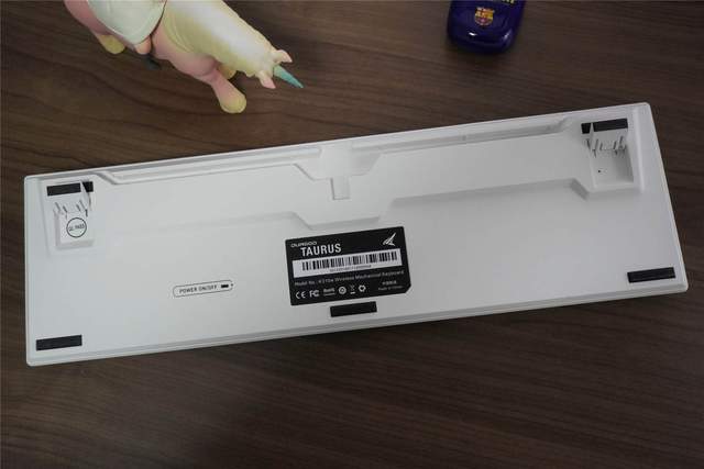 桌面极简主义者刚需！杜伽K310w三模一体机械键盘上手体验分享