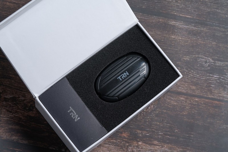 真无线蓝牙耳机也玩 一圈二铁？TRN T300耳机体验