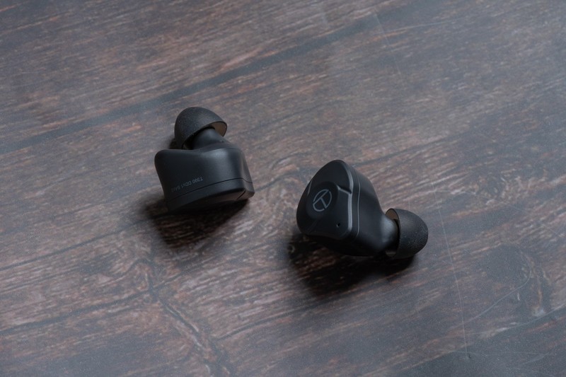 真无线蓝牙耳机也玩 一圈二铁？TRN T300耳机体验