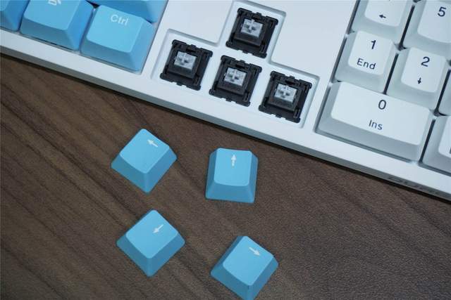 桌面极简主义者刚需！杜伽K310w三模一体机械键盘上手体验分享