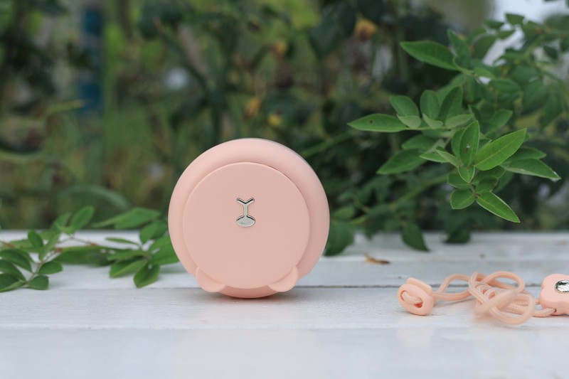 夏日出门也清凉，ORICO马卡熊挂脖风扇，让炎热一扫而光