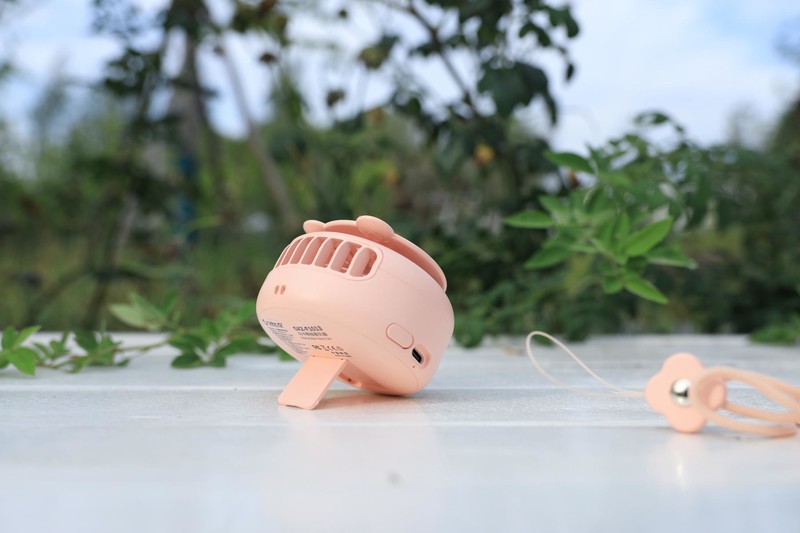 夏日出门也清凉，ORICO马卡熊挂脖风扇，让炎热一扫而光