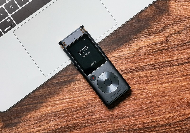 录音还能实时转写？秘书的活都让它干了：讯飞智能录音笔SR302
