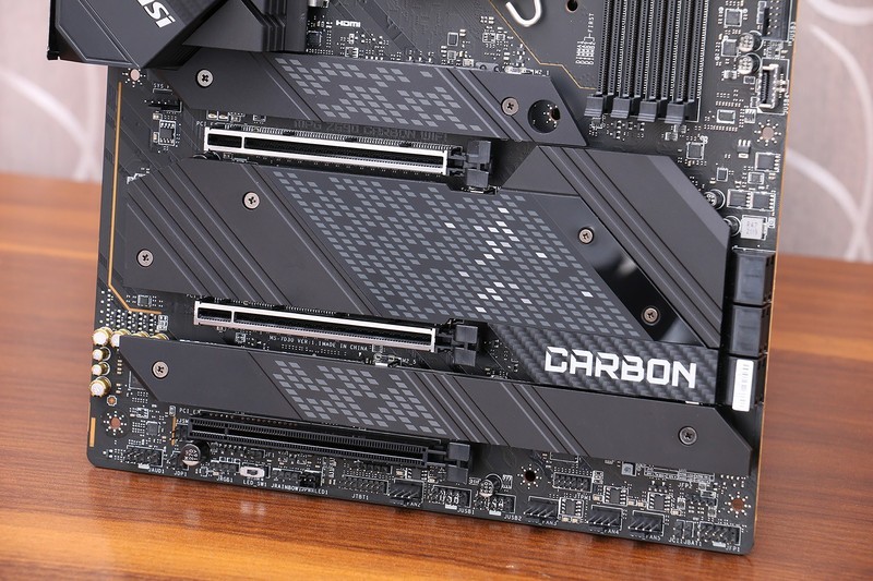 喜迎英特尔12代酷睿，MSI 微星 MPG Z690 CARBON WIFI 暗黑主板抢先看