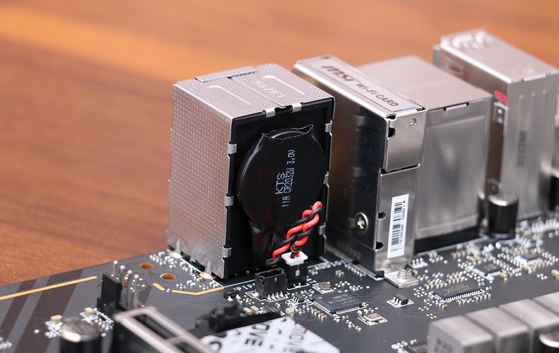 喜迎英特尔12代酷睿，MSI 微星 MPG Z690 CARBON WIFI 暗黑主板抢先看