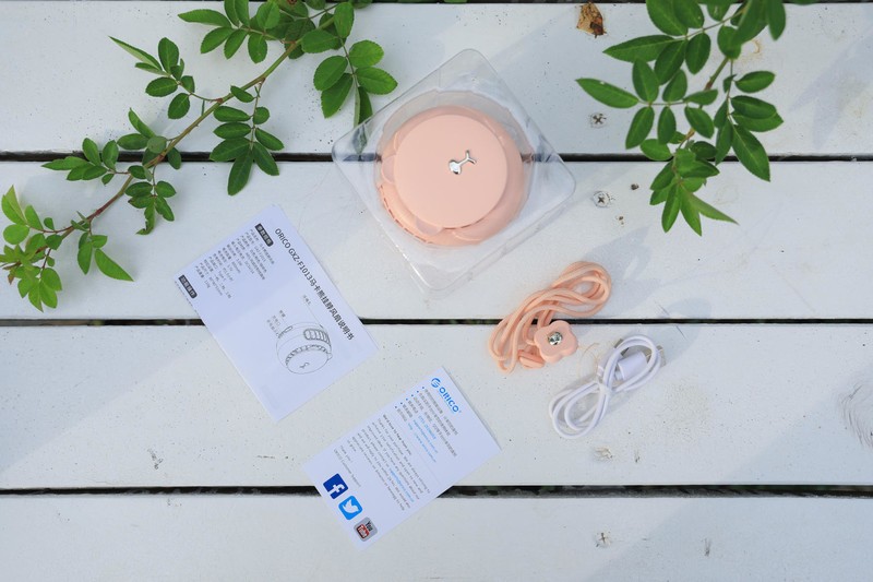 夏日出门也清凉，ORICO马卡熊挂脖风扇，让炎热一扫而光