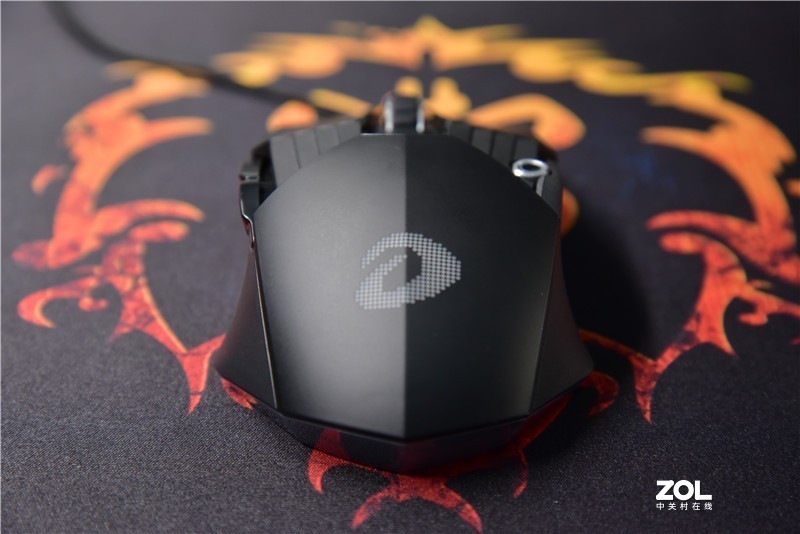 国产外设也逐渐能打—达尔优A970游戏鼠标的深藏不露