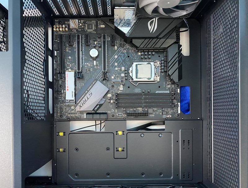 盛夏电脑散热的极限尝试，CPU频率提升40%，挑战5.2GHz超频散热