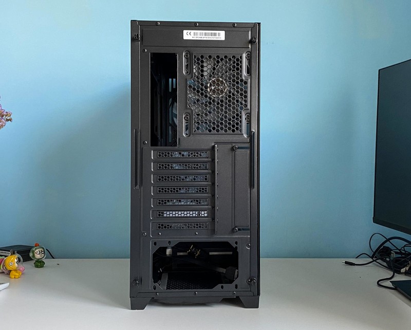 盛夏电脑散热的极限尝试，CPU频率提升40%，挑战5.2GHz超频散热