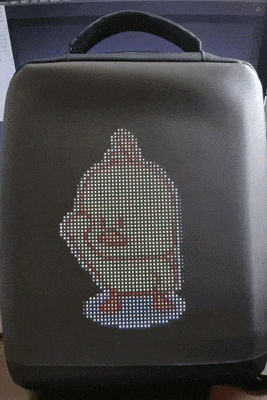 网红地摊神器，LED创意背包让出行脑洞大开