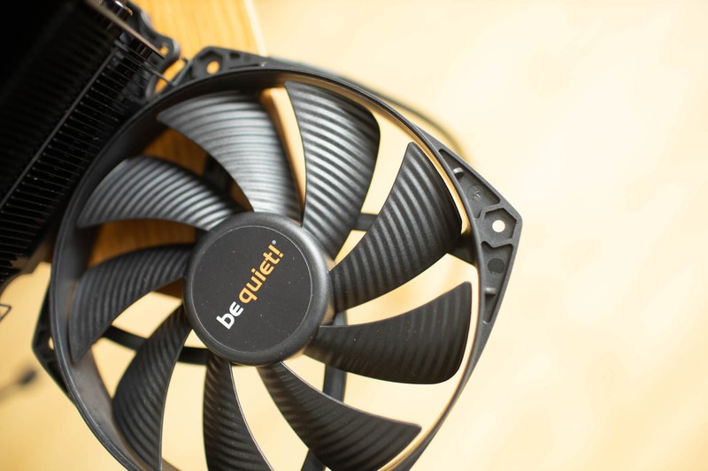 安静的美男子 重装CPU散热器 德商必酷Dark Rock Pro 4