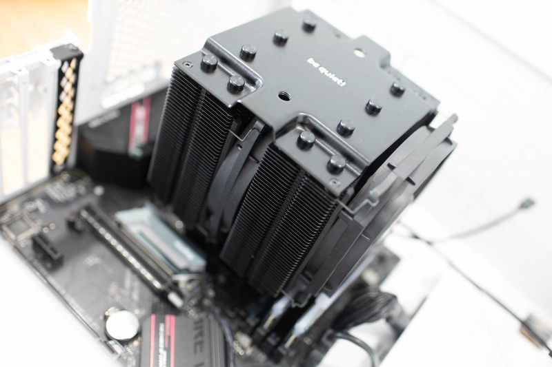 安静的美男子 重装CPU散热器 德商必酷Dark Rock Pro 4