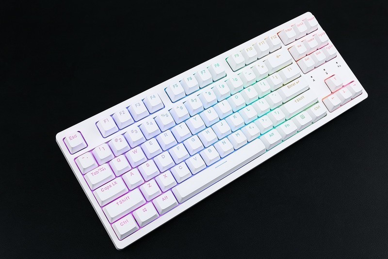 新款iPad今日开卖，iPadmini 6抢不到，先入手达尔优A87三模机械键盘