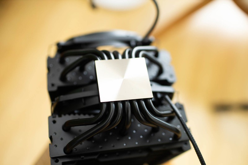 安静的美男子 重装CPU散热器 德商必酷Dark Rock Pro 4