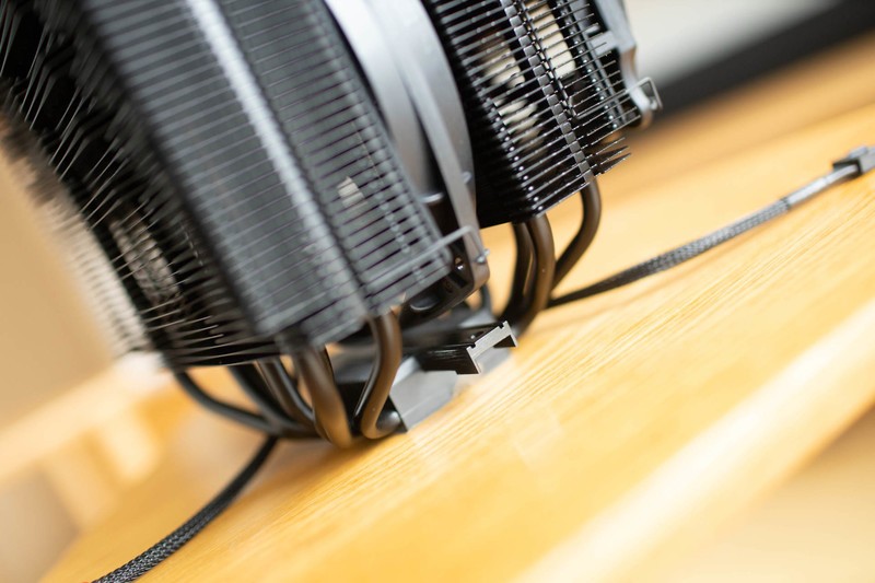 安静的美男子 重装CPU散热器 德商必酷Dark Rock Pro 4