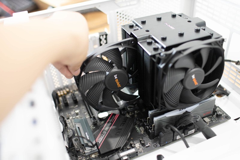 安静的美男子 重装CPU散热器 德商必酷Dark Rock Pro 4