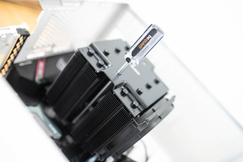 安静的美男子 重装CPU散热器 德商必酷Dark Rock Pro 4