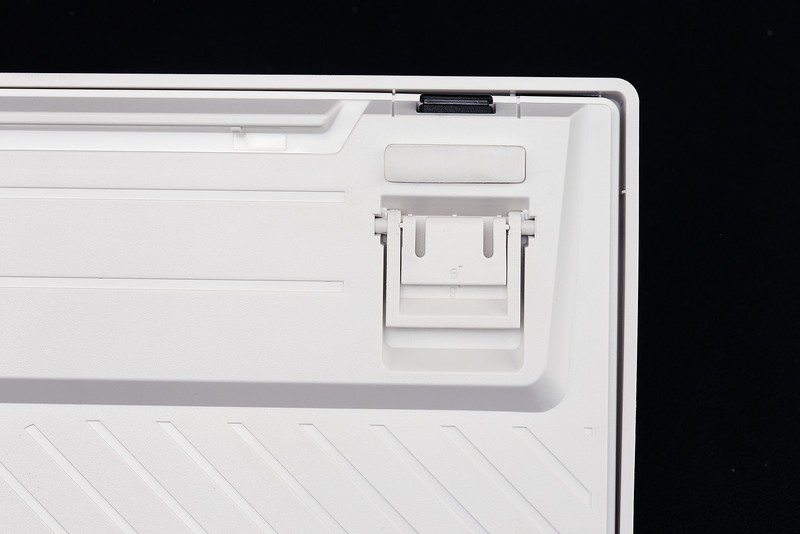 新款iPad今日开卖，iPadmini 6抢不到，先入手达尔优A87三模机械键盘