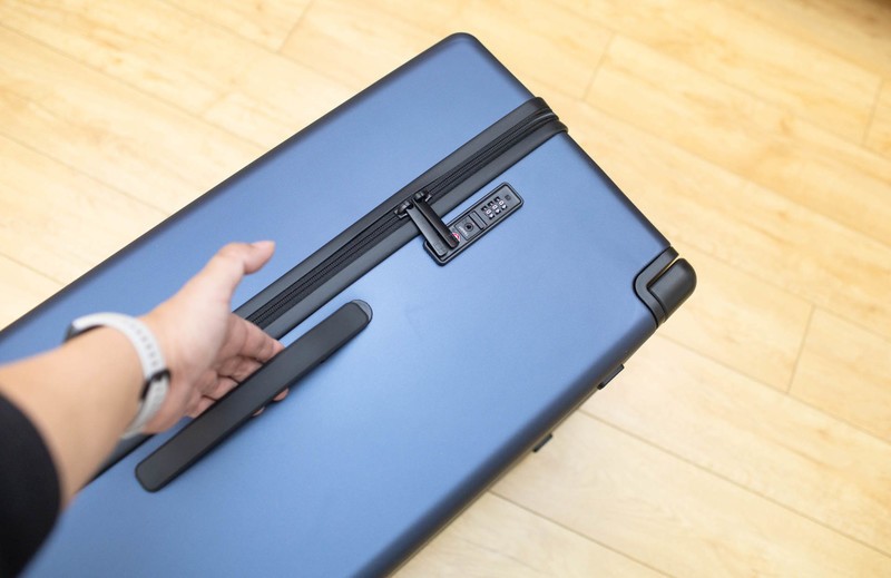 更大更稳更灵活，地平线8号大旅行家旅行箱使用评测