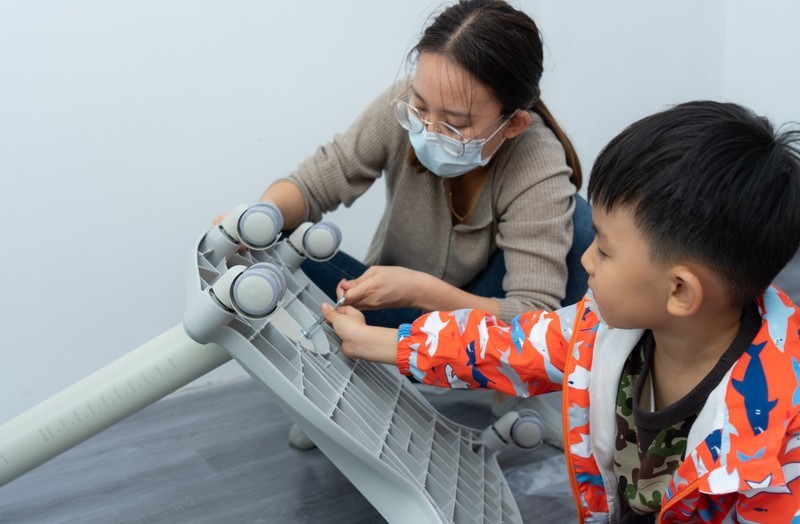 提前做好幼小过渡，我家入的科贝森儿童学习桌椅套装晒单