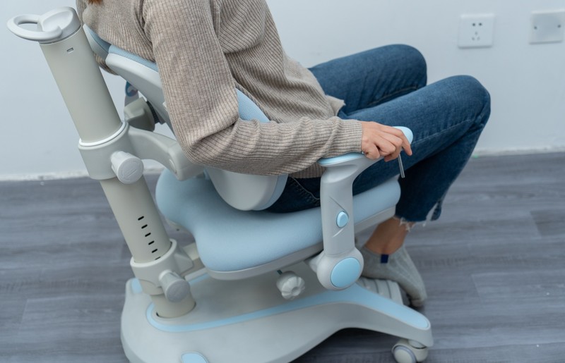 提前做好幼小过渡，我家入的科贝森儿童学习桌椅套装晒单