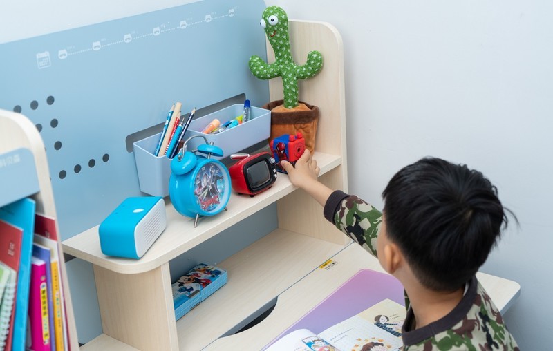 提前做好幼小过渡，我家入的科贝森儿童学习桌椅套装晒单