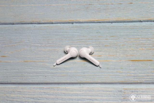 亲民首选---Anker Soundcore Life Note真无线蓝牙耳机