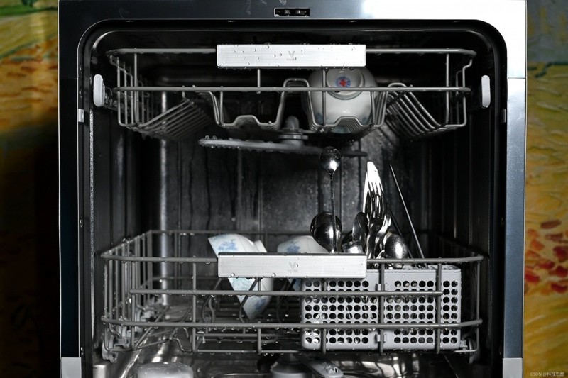 全自动的洗碗能手，省时省力更卫生，云米AI洗碗机Iron A1体验