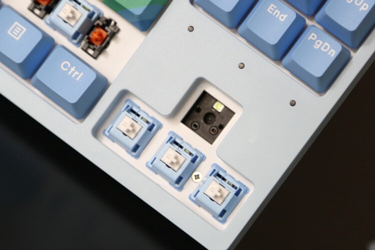 【首发新品】300元档位客制化体验：达尔优A87天空蓝限定版天空轴体验