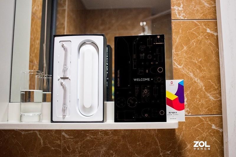 空气动力+迷你身材，国货能否自强？Oclean W1冲牙器拆机