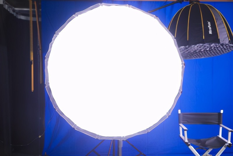 摄影师影视制作人专属柔光利器-耐思深度快装柔光箱EM-90g开箱评测