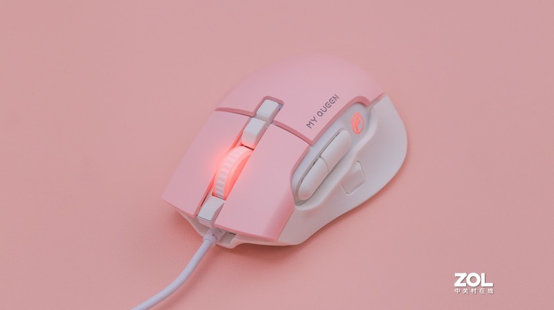 长得可爱，却不是HelloKitty，女性玩家会爱上的游戏鼠标