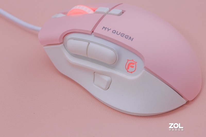 长得可爱，却不是HelloKitty，女性玩家会爱上的游戏鼠标