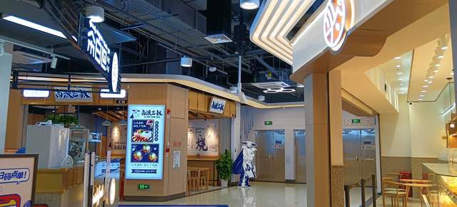 荣耀X20深度评测！又一个爆款？120Hz全视屏、直屏、66W快充