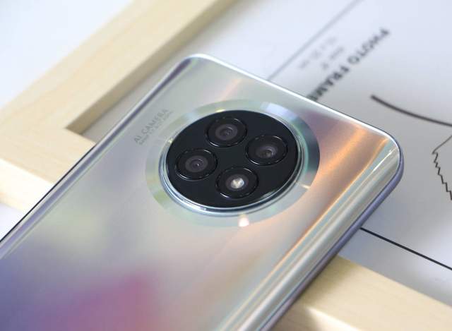 荣耀X20深度评测！又一个爆款？120Hz全视屏、直屏、66W快充