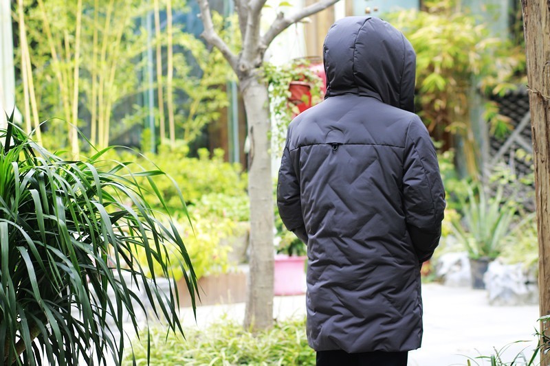 冬天必备的装备 90%白鸭绒 90分无缝立体充绒羽绒服