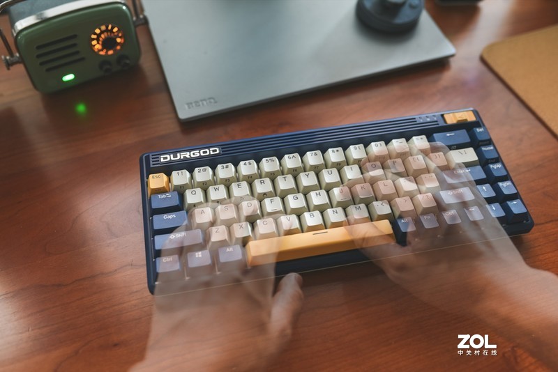 复古个性有活力，无线三模给实力，上手小测杜伽Fusion航海蓝