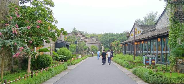 荣耀X20深度评测！又一个爆款？120Hz全视屏、直屏、66W快充