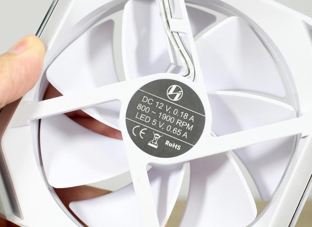 LIANLI 积木风扇体验：“无线”的乐趣真美妙？