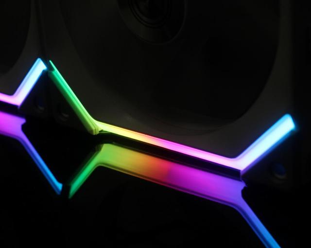 LIANLI 积木风扇体验：“无线”的乐趣真美妙？