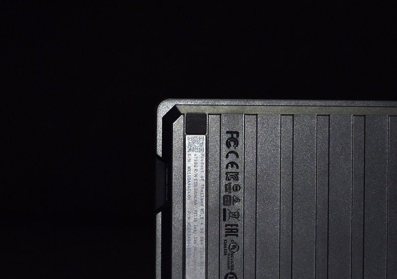 西部数据WD_BLACK P10 移动仓库HDD 4T大容量 非易失性游戏硬盘 开箱体验