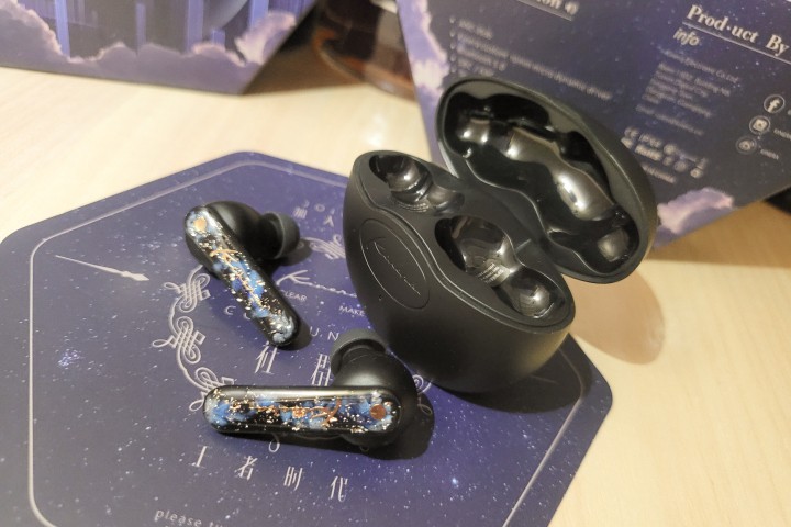 赏心悦目的高颜值TWS，Kinera YH-802