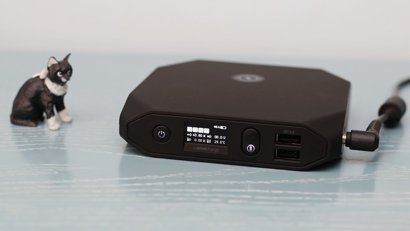 支持220V输出，解决移动电源致命短板-Omni 20+移动电源