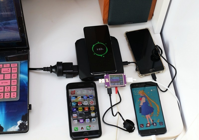 支持220V输出，解决移动电源致命短板-Omni 20+移动电源